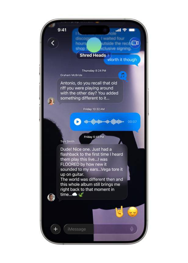 apple-wwdc25-ios-26-messages-custom-photo-background.png